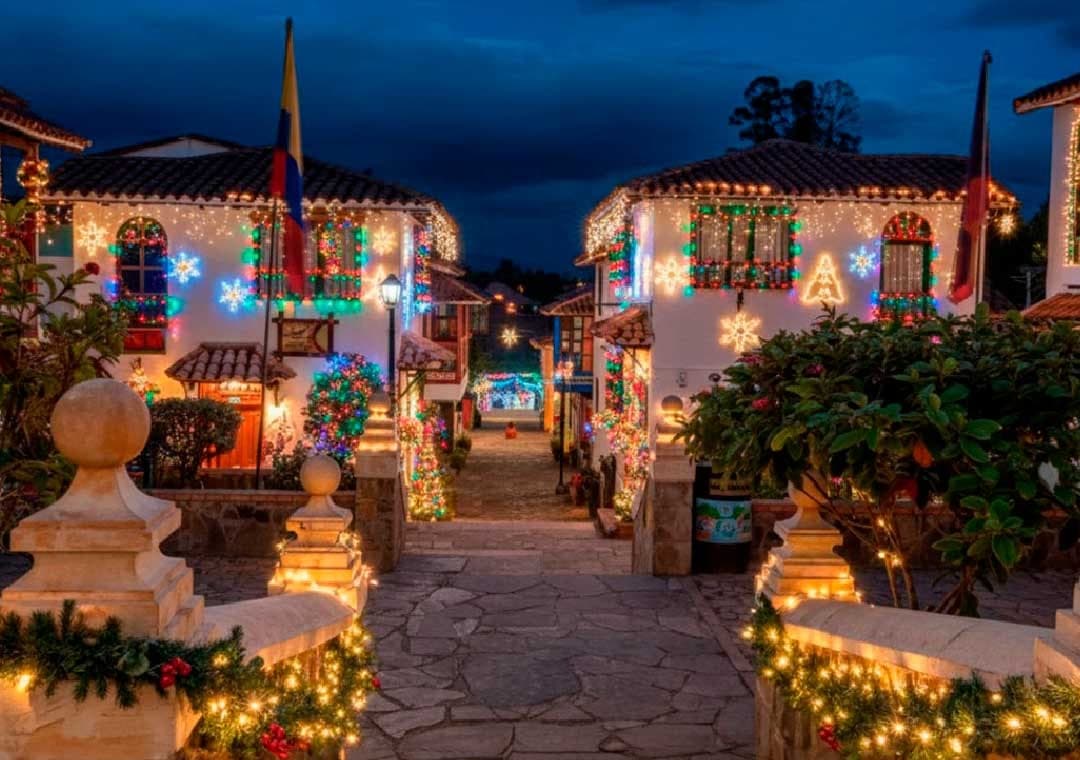Pueblito iluminado en el tour de luces por Boyacá