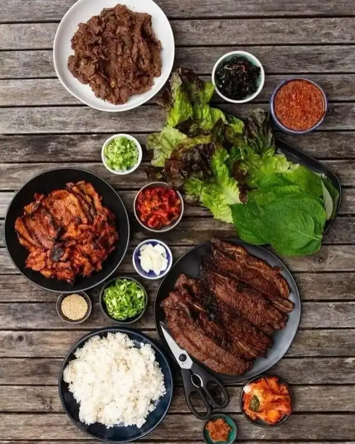 Alimentos y bebidas · Moda y Erotismo · foto 3