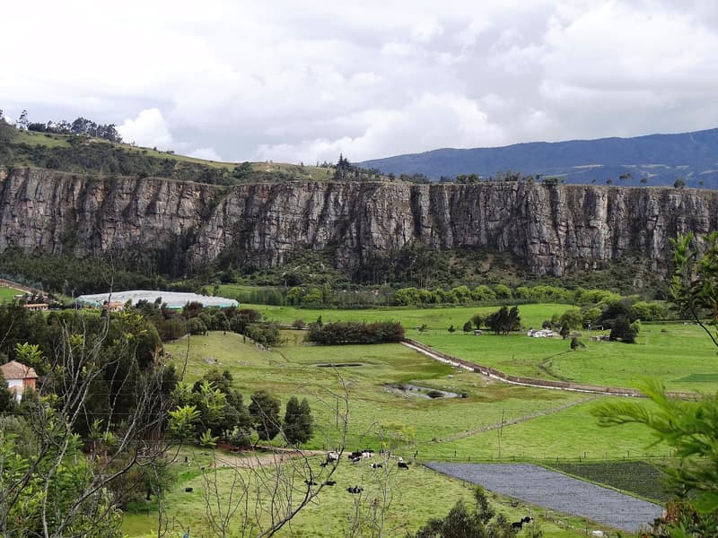 Suesca: la capital de la escalada en roca a una hora de Bogotá